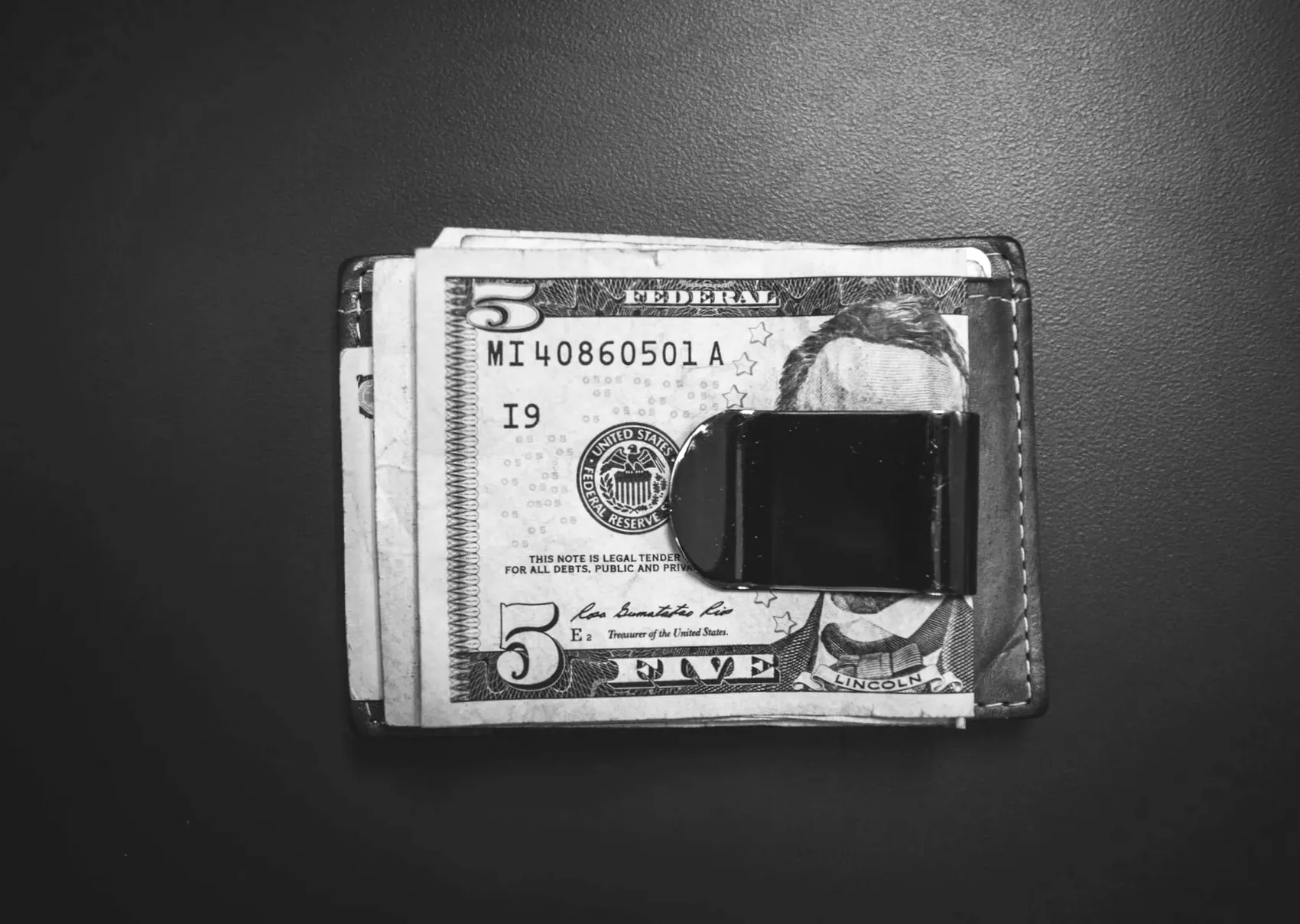 RBC підвищує цільову ціну на акції Dover (DOV) до $199, оновлення в галузі багатопрофільного виробництва до 2026 року.