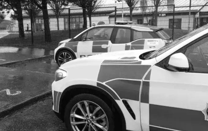 Підліток затриманий після нападу зі зброєю, пов’язаного з пограбуванням