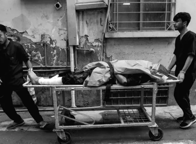 Загинули десять представників охорони та 37 бойовиків під час нападів на південному заході Пакистану: офіційно