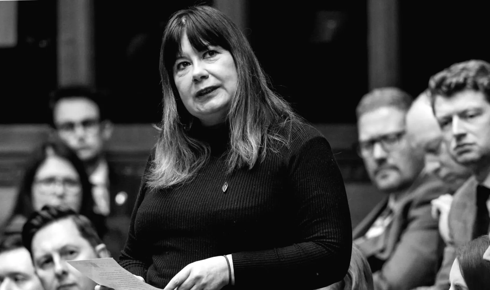 Депутат вимагає посилення каральних заходів проти злочинців, які викидають сміття