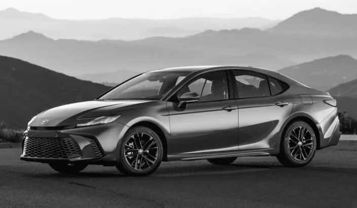 8 Автомобілів, які надійніші за Toyota Camry