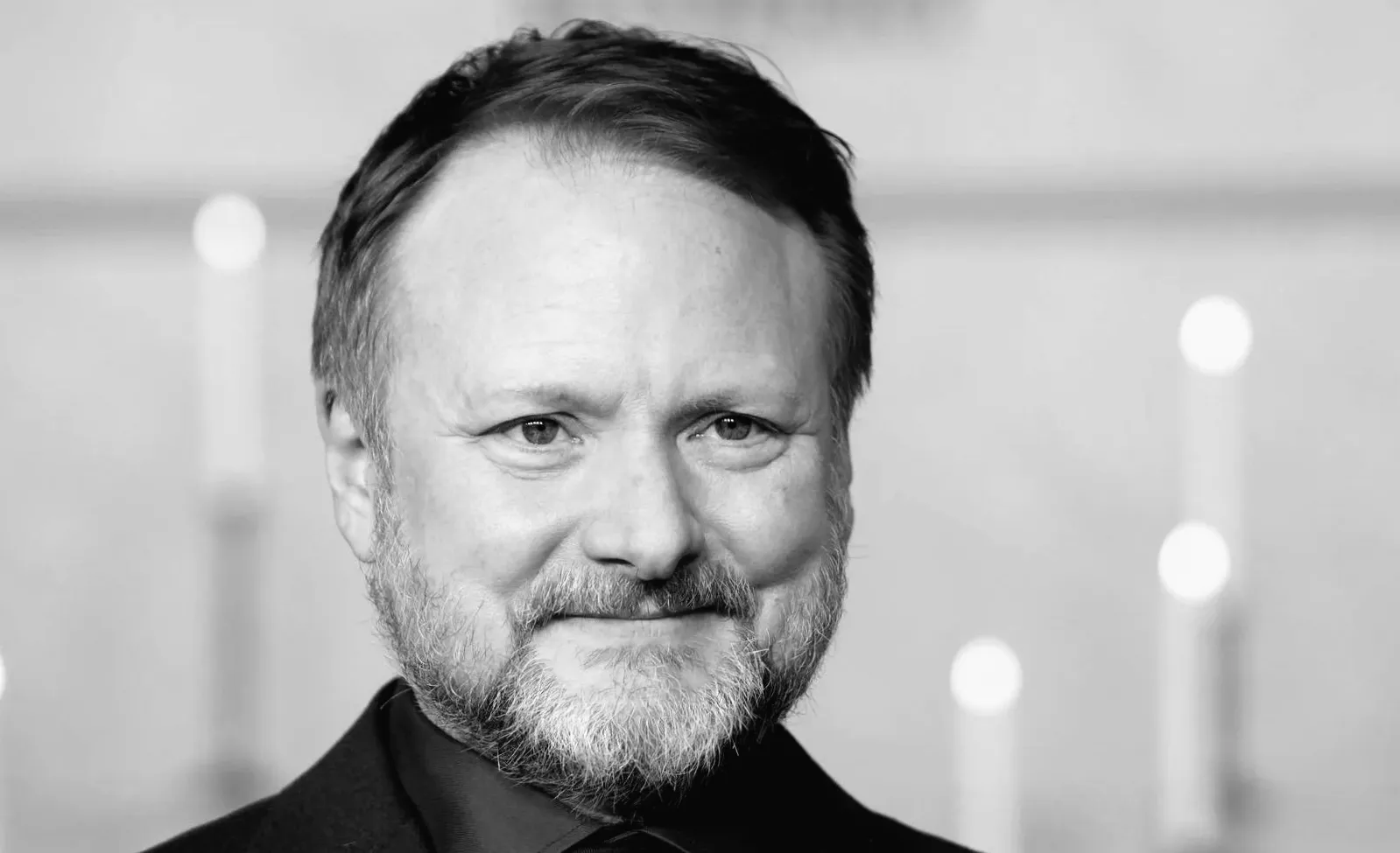 Райан Джонсон відкидає негативні реакції на "Зоряні війни" як причину відмови повернутися до франшизи.