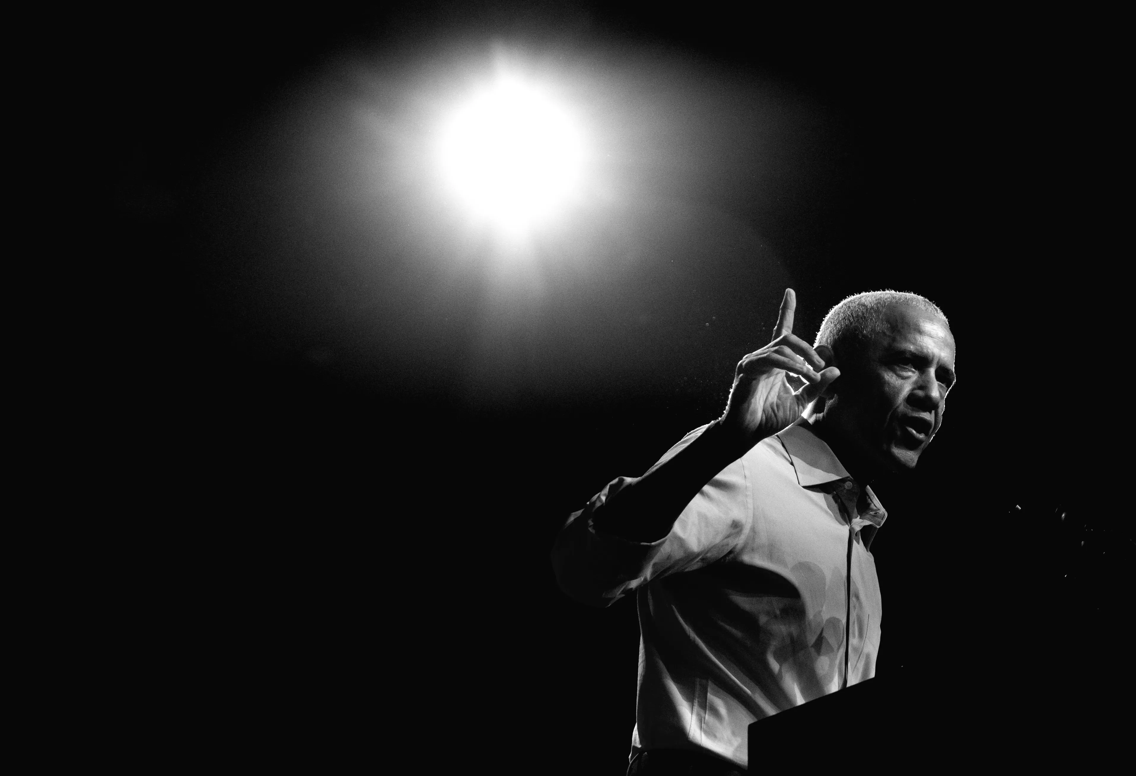 Обама пояснив висловлення про інопланетян після заяви у підкасті "вони існують"