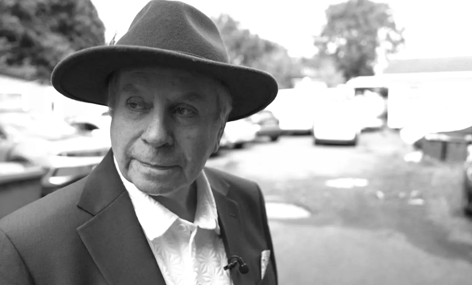 Шоуменам вдається виграти судовий позов щодо ухилення від виселення радою.