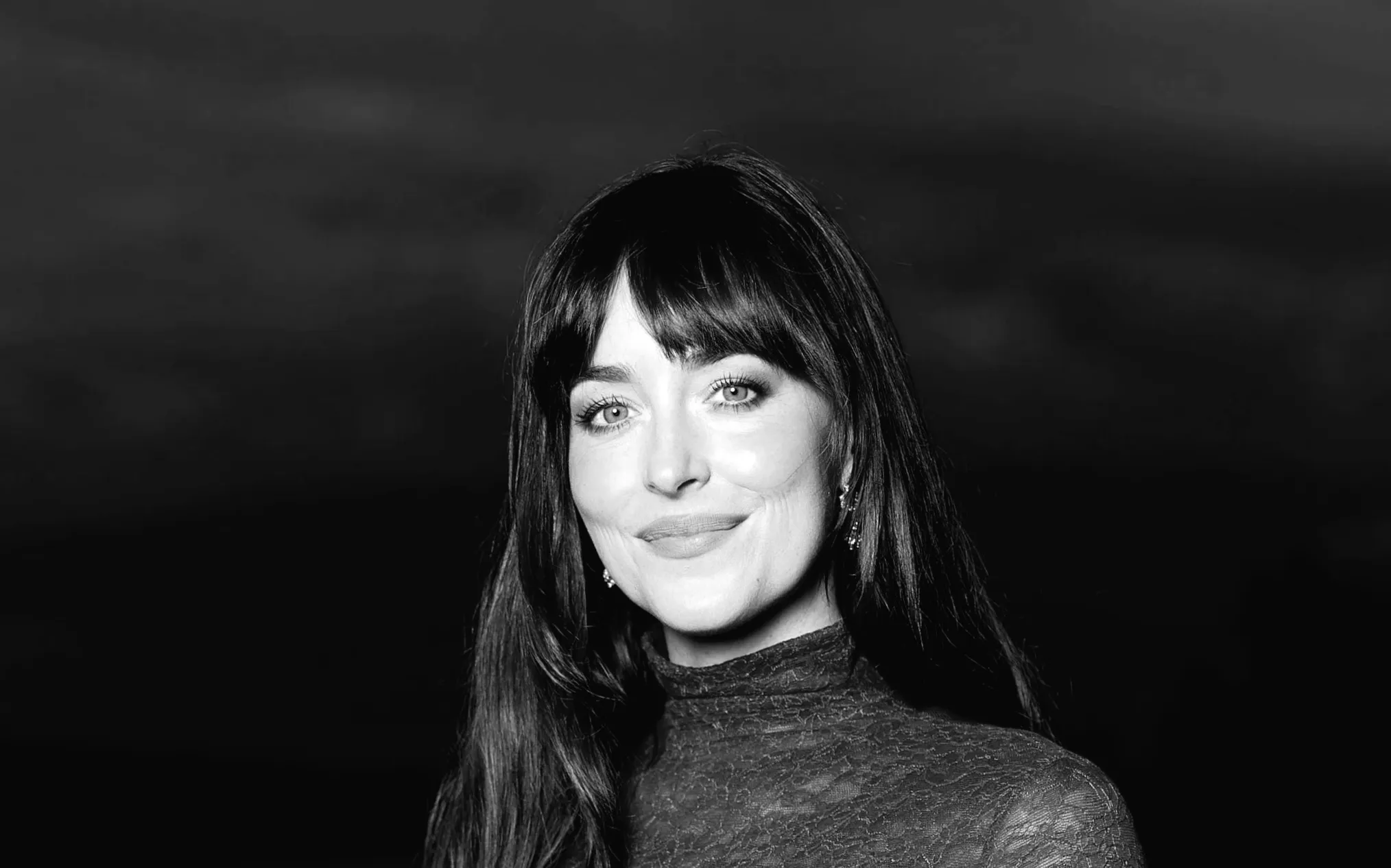 Дакота Джонсон та рольова модель знову помічені разом, підкріплюючи чутки про їх стосунки.