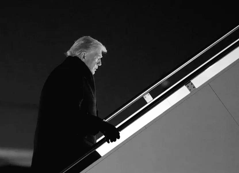 Новини: Літак Трампа затриманий на шляху до другого дня економічного форуму у Давосі