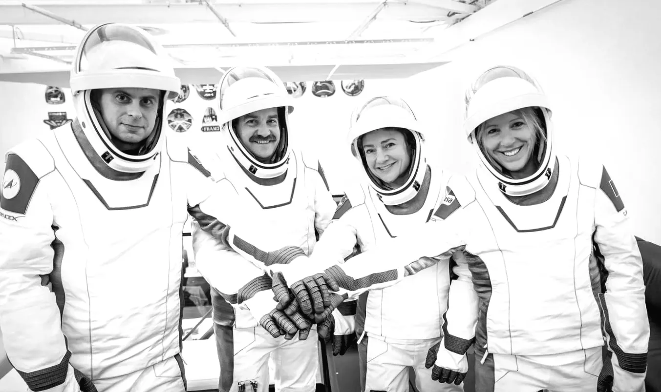 Четверо астронавтів відправилися на космічну станцію після раннього від'їзду попередньої екіпажу