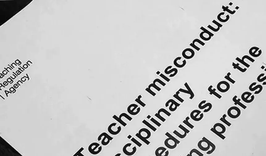 Директор школи для дітей з особливими потребами закидав яйцями учнів