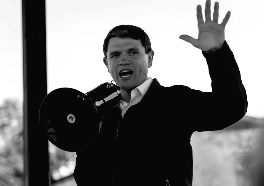 Середні демократичні виборці більше не є помірними.