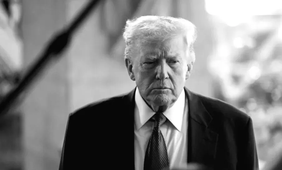 Дональд Трамп обговорює $2K тарифи для американців