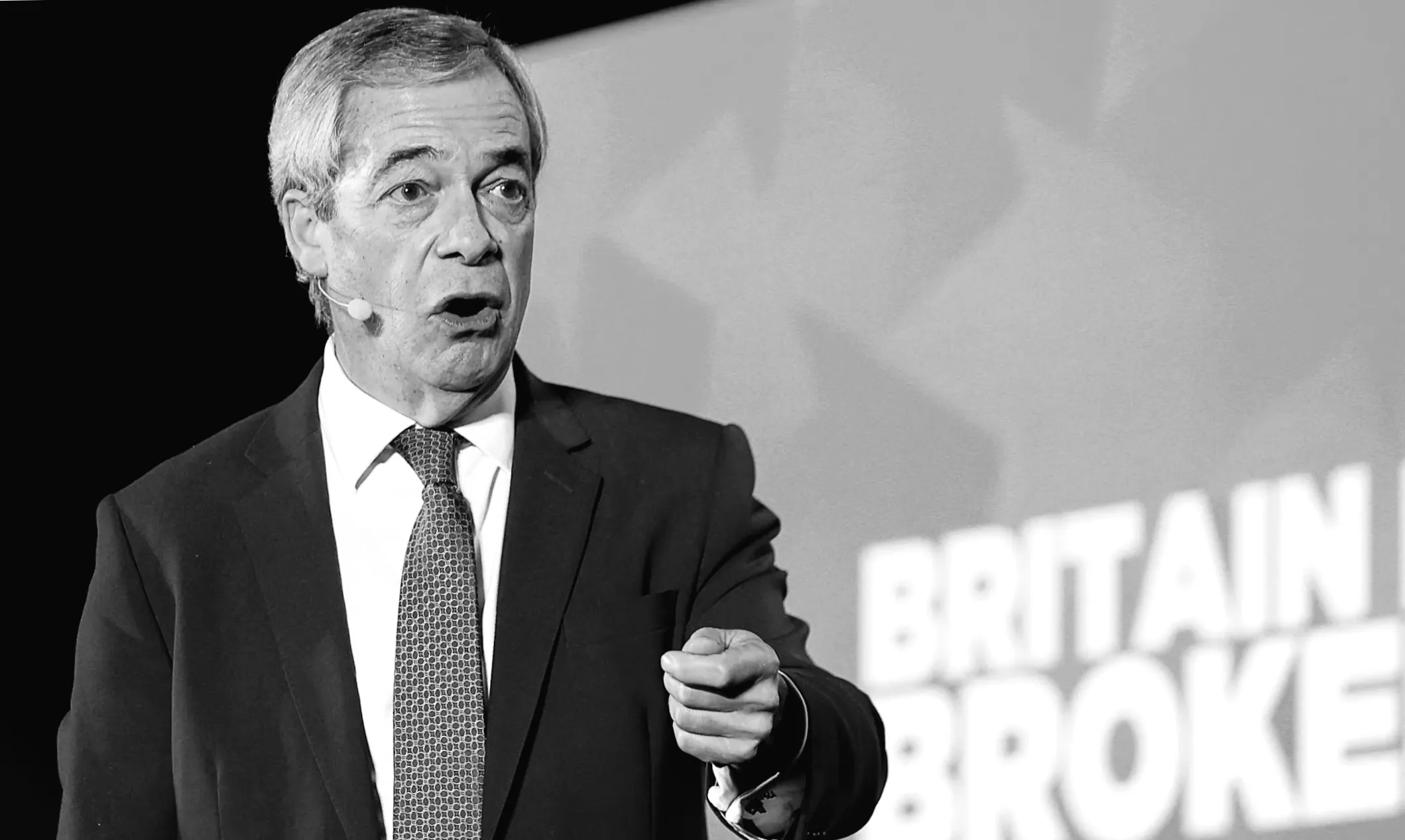 Відомчий вказав, що Фарадж помилково порушив правила депутатів