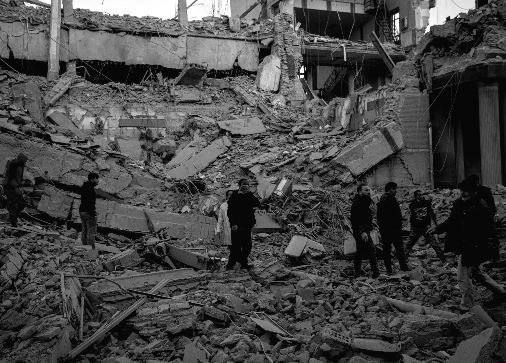 Ситуація загострюється на Близькому Сході, коли війна входить у другий тиждень