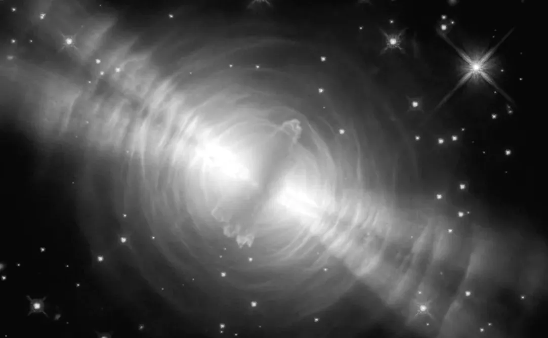 Найясніше фото цього зірочного об'єкту в формі яйця