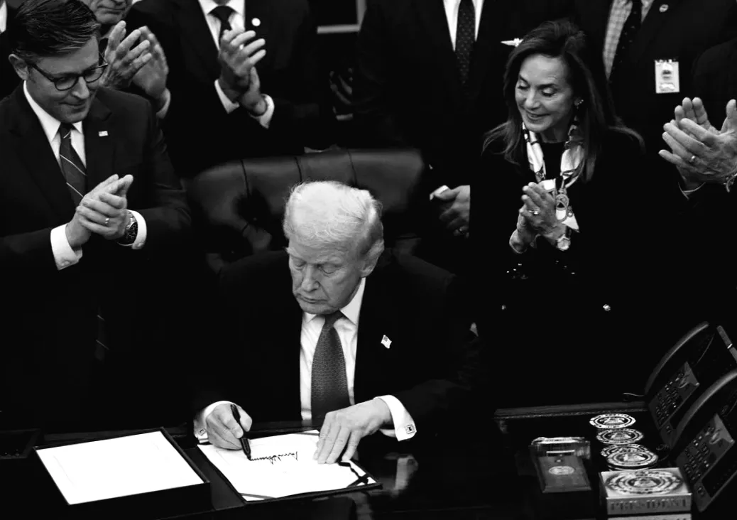 Сенатор вимагає відповіді після того, як Трамп прийняв Rolex та золоту заготовку перед зниженням мит на Швейцарію.