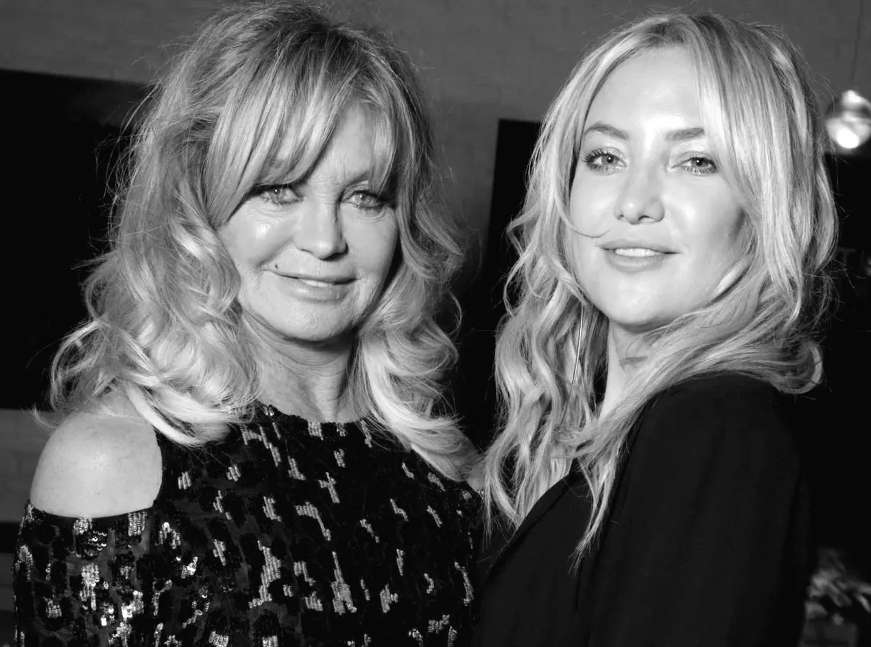 Голді Хоун вспоминає момент, коли вона "зрозуміла", що дочка Кейт Хадсон також артистка.