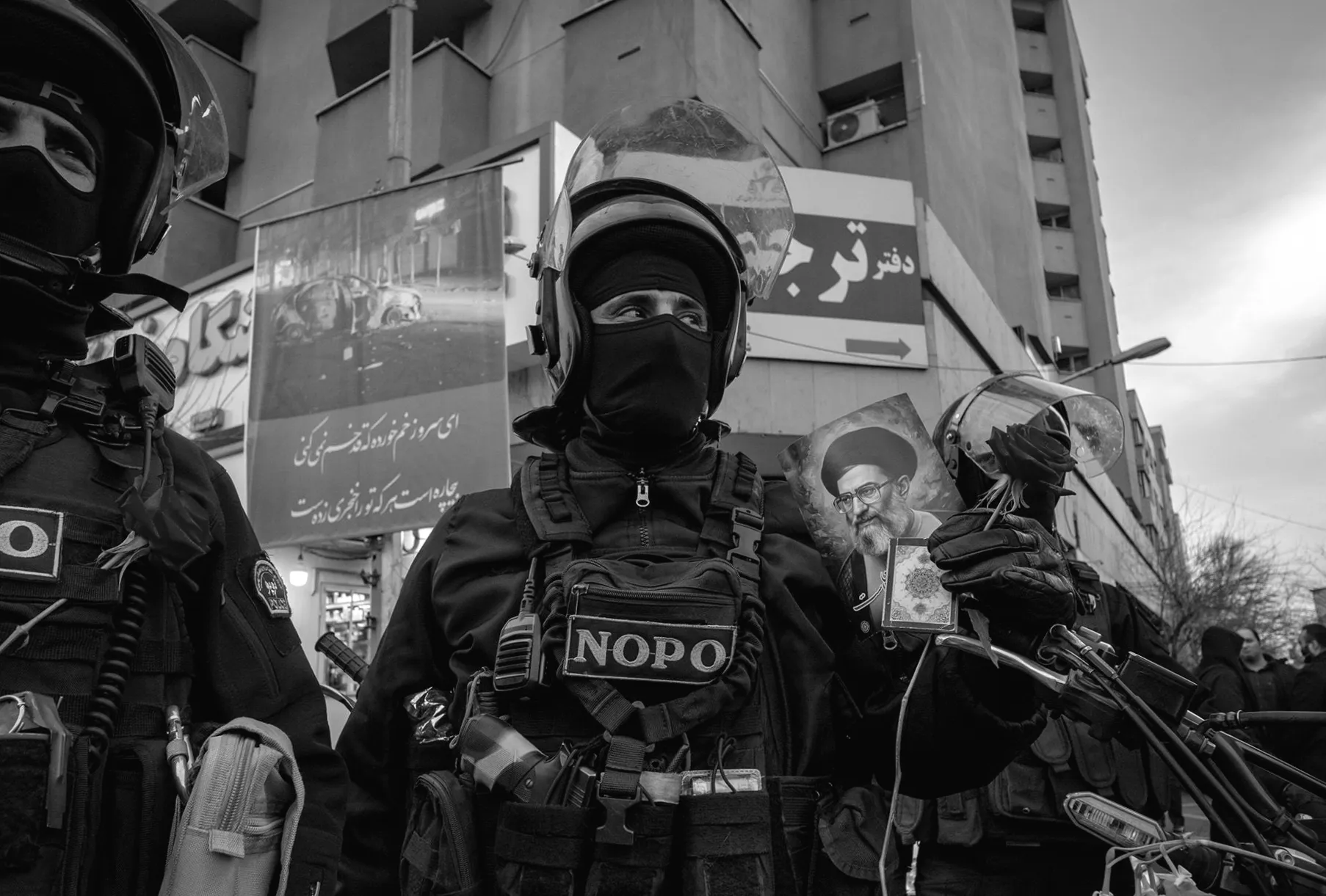 Трамп стикається з ослабленим Іраном, але це не робить його вибір легшим.