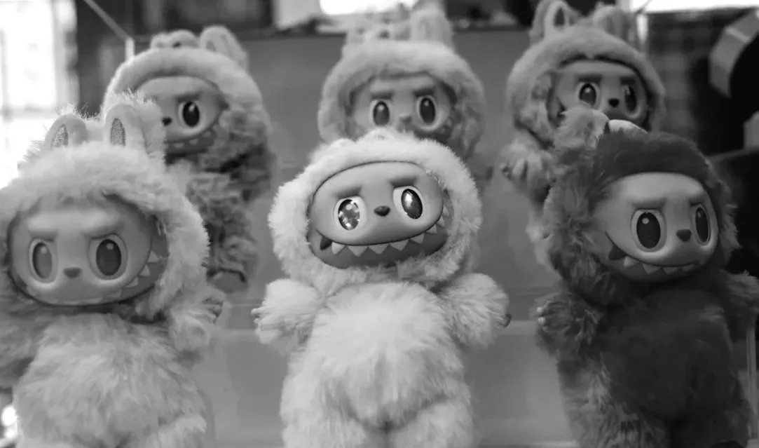 Labubu відкриє сім магазинів у Великобританії після візиту прем'єр-міністра до Китаю.