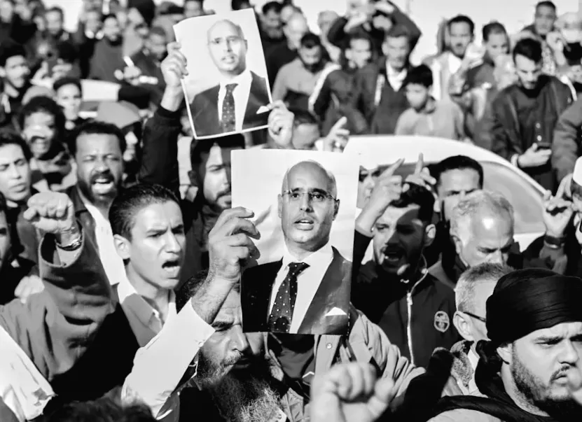 Тисячі лівійців збираються на похоронах сина Гафафі, що був застрелений цього тижня.