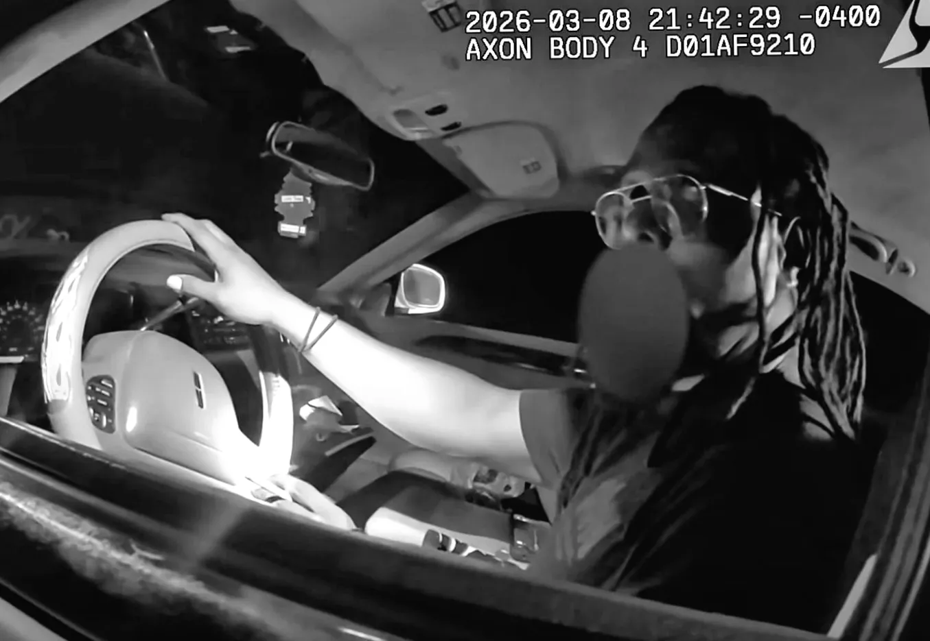 Чоловіка з Північної Кароліни затримали за швидкість. У його авто була підліток, яка була в розшуку місяць.