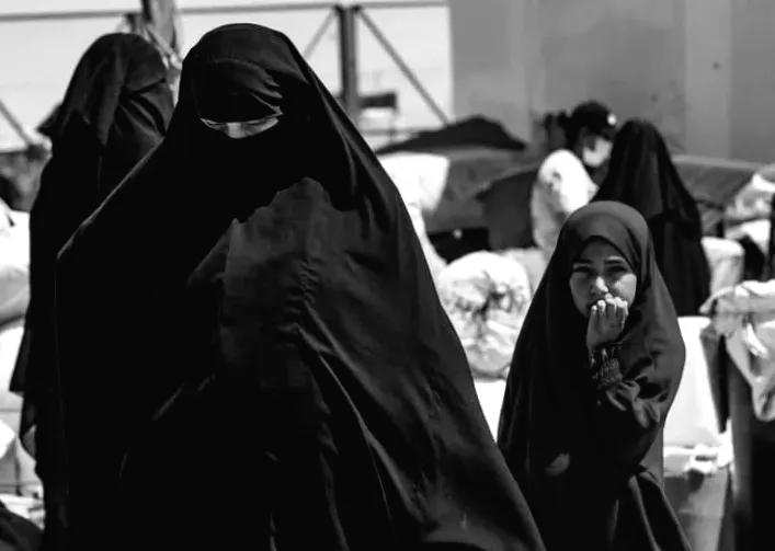 Звільнено тридцять чотирьох австралійців з табору для родин підозрюваних терористів ІДІЛ в Сирії