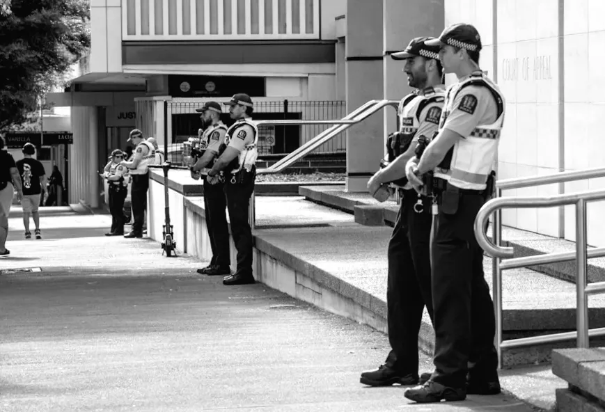 Стрілець у мечеті шукав популярність в Інтернеті. Приголомшлива судова слухання показує, як Нова Зеландія намагається стримати це.