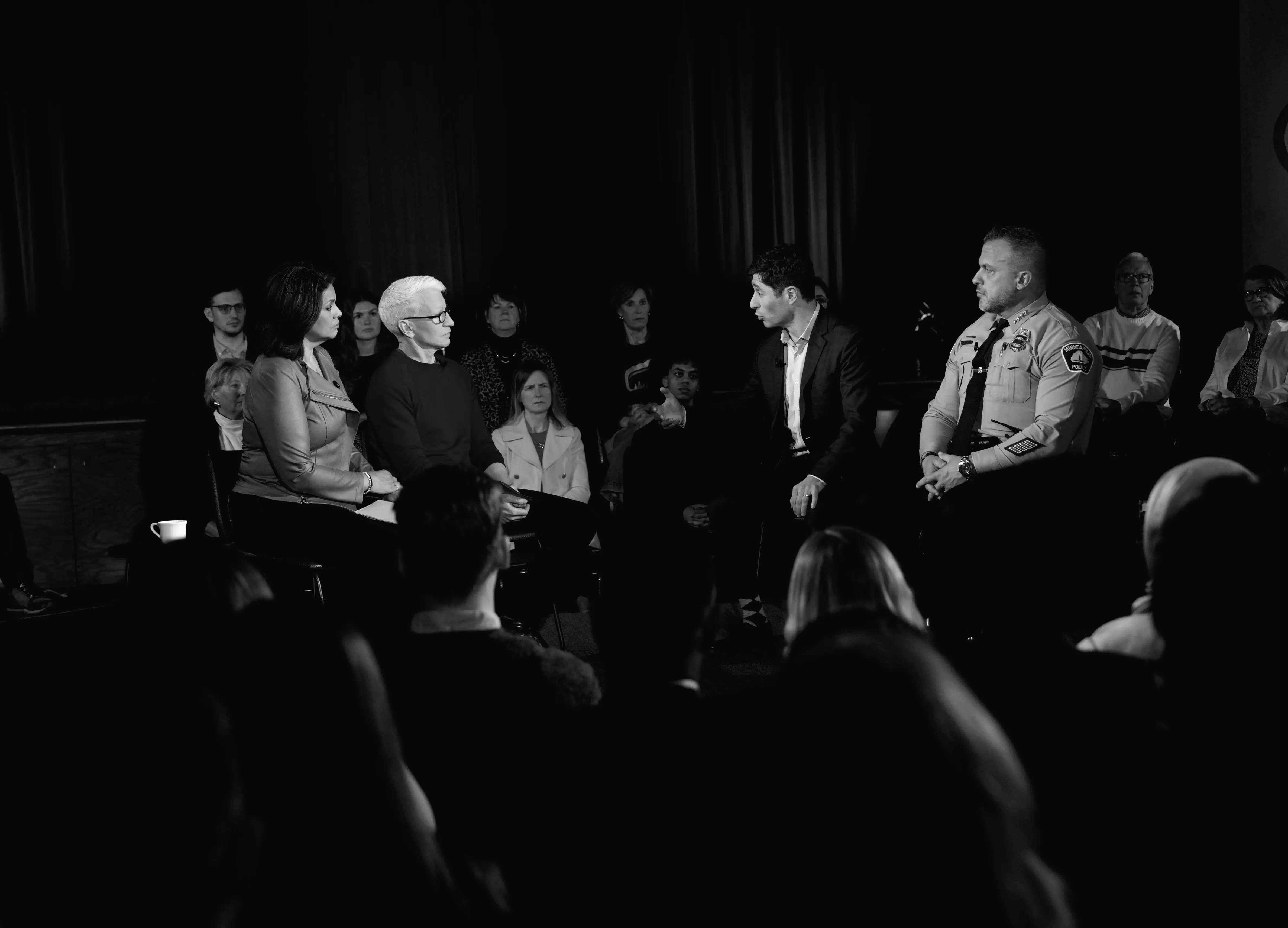 5 важливих подій 29 січня: містечко CNN, зупинка уряду, ядерні зброї, Tesla, відсоткові ставки.