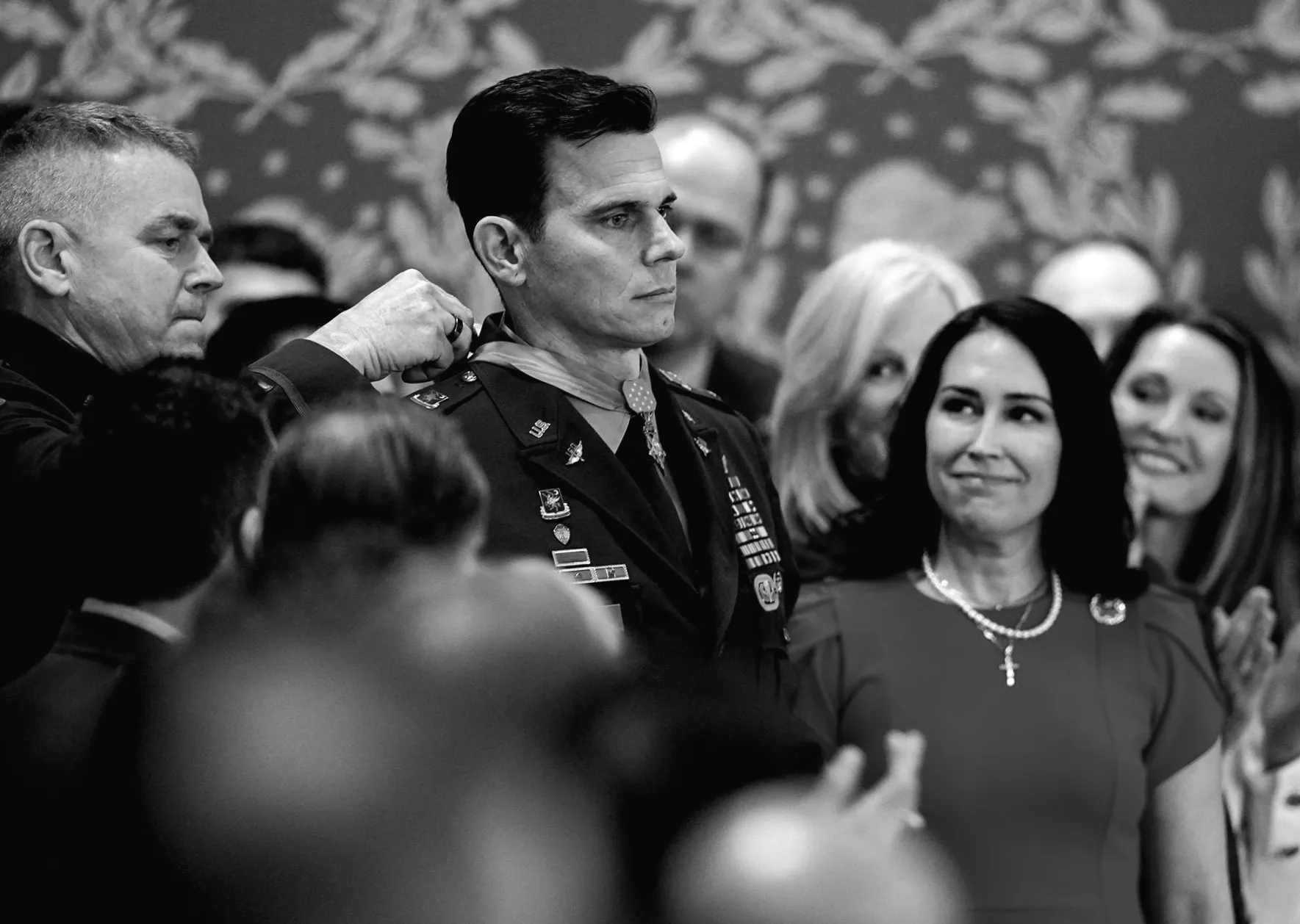 Безумний поспіх нагородити пілота рейду на Мадуро Медаллю Пошани перед Посланням Президента