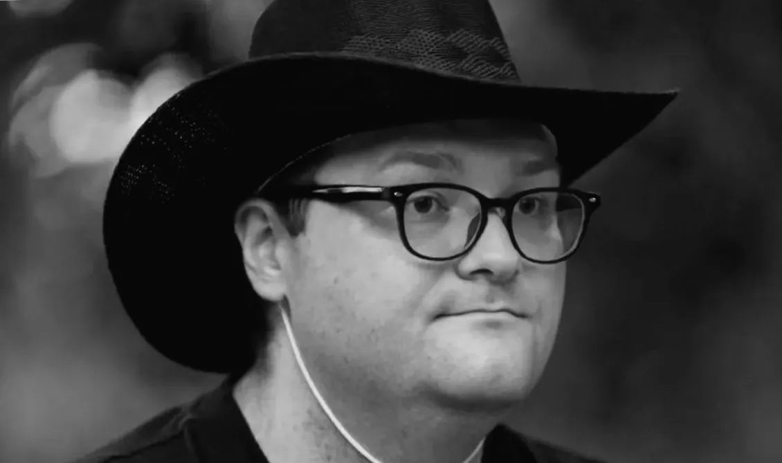 Після 90 Day Fiancé: Before The 90 Days нарешті представили батьків Шини, я такий же шокований, як і Форрест.