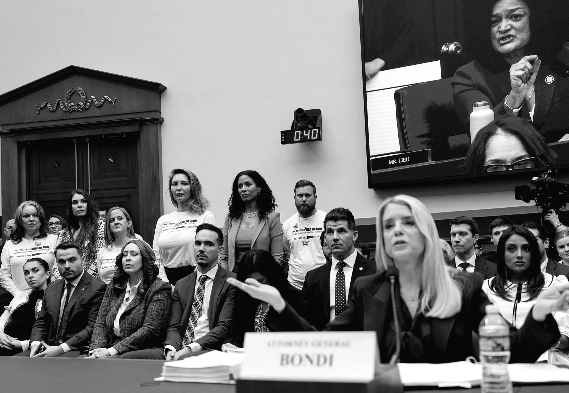 Опубліковані файли Епштейна містять відео з обличчям особи, яка працює під прикриттям.