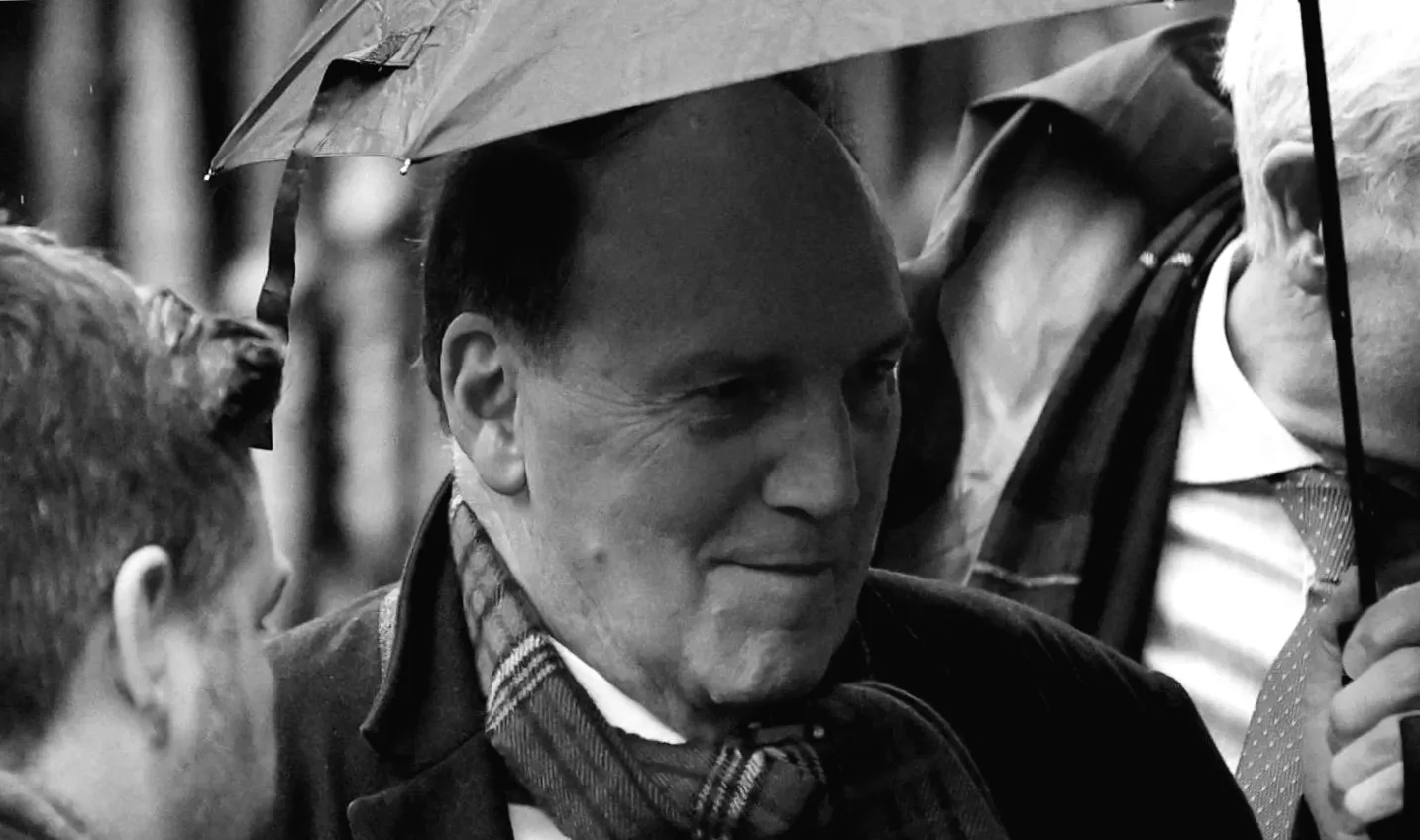 Екс-депутат партії Лібералів перейнятий "незаконними" діями видавця газети, почули в суді