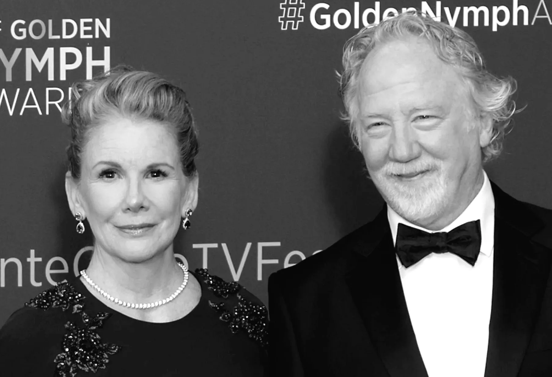 Дружина Тімоті Басфілда Меліса Гілберт отримала 75 листів підтримки від колег по серіалу "Трідцята хвилина" в зв'язку з обвинуваченнями у сексуальних домаганнях.