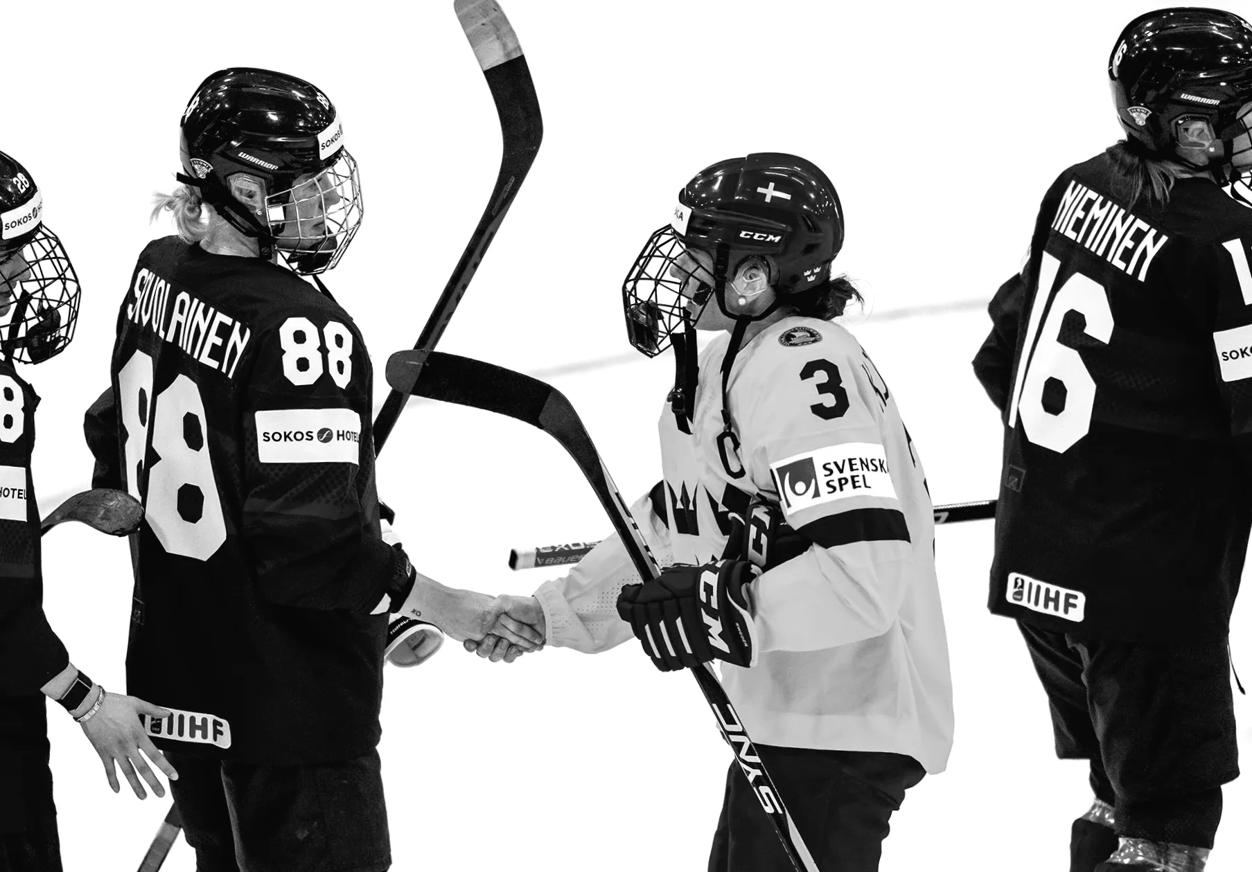 У реальному житті в Мілано-Кортіна взимку відбувається гаряча боротьба на Олімпійських іграх