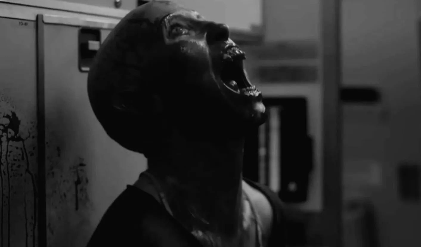 Топ-10 найкращих фільмів з віковим обмеженням R на Netflix в даний момент