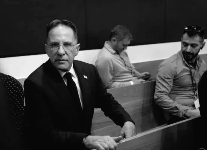 Суд в області Лод вирішив підтримати обмеження на керівника канцелярії прем'єр-міністра у справі про протікання інформації Bild