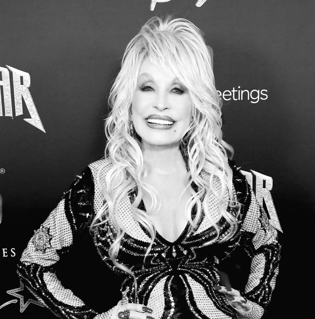 Наша вічна любов до відвертих визнань краси Доллі Партон