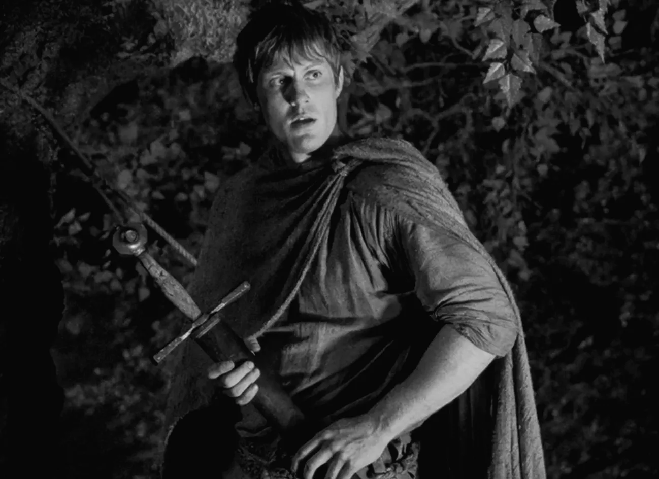 Зірка "Гри Престолів" Пітер Клаффі каже, що керувати спін-офом "Гри Престолів" - це "жахливо" (Ексклюзив)