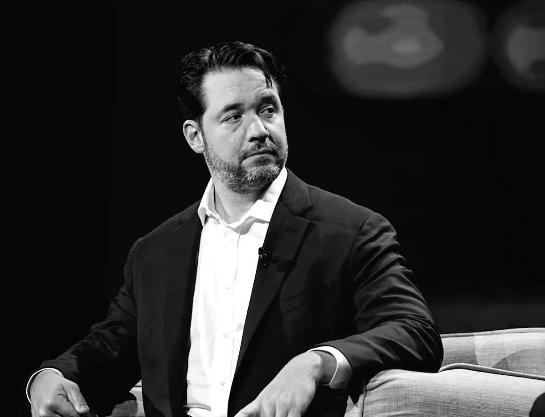 Алексіс Оганіан підсумував свою роботу на Reddit у трьох словах.