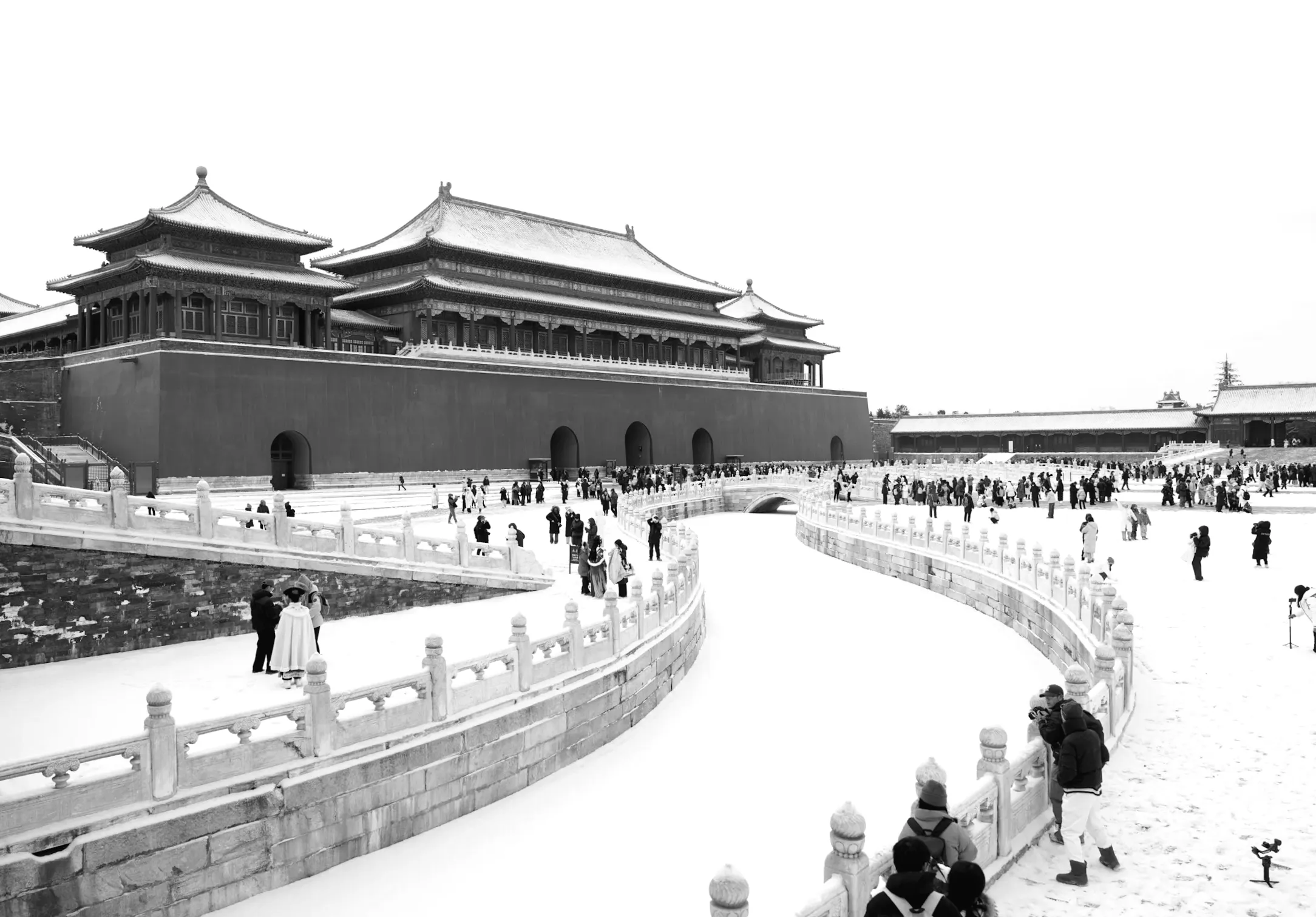 Китай надає безвізовий в'їзд для громадян Великобританії та Канади, загальна кількість країн - 79