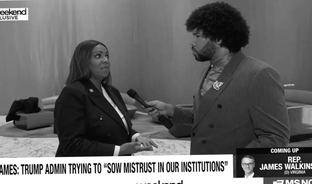 Летиція Джеймс критикує Трампа за сприяння "насильству" та "терору" під час обшуку в офісі виборчої комісії.