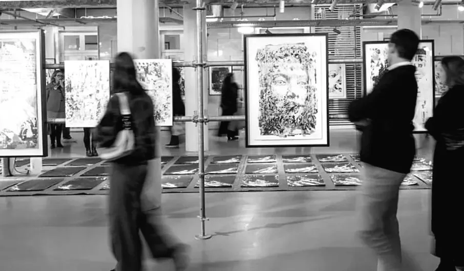 Два десятиліття мистецтва від "міського археолога" - Лісабон дивиться на Vhils