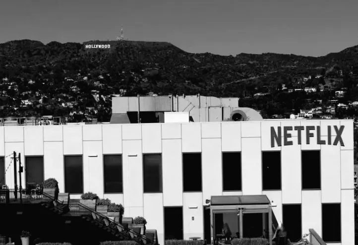 Trump купив облігації Netflix і Warner Bros на $100 мільйонів