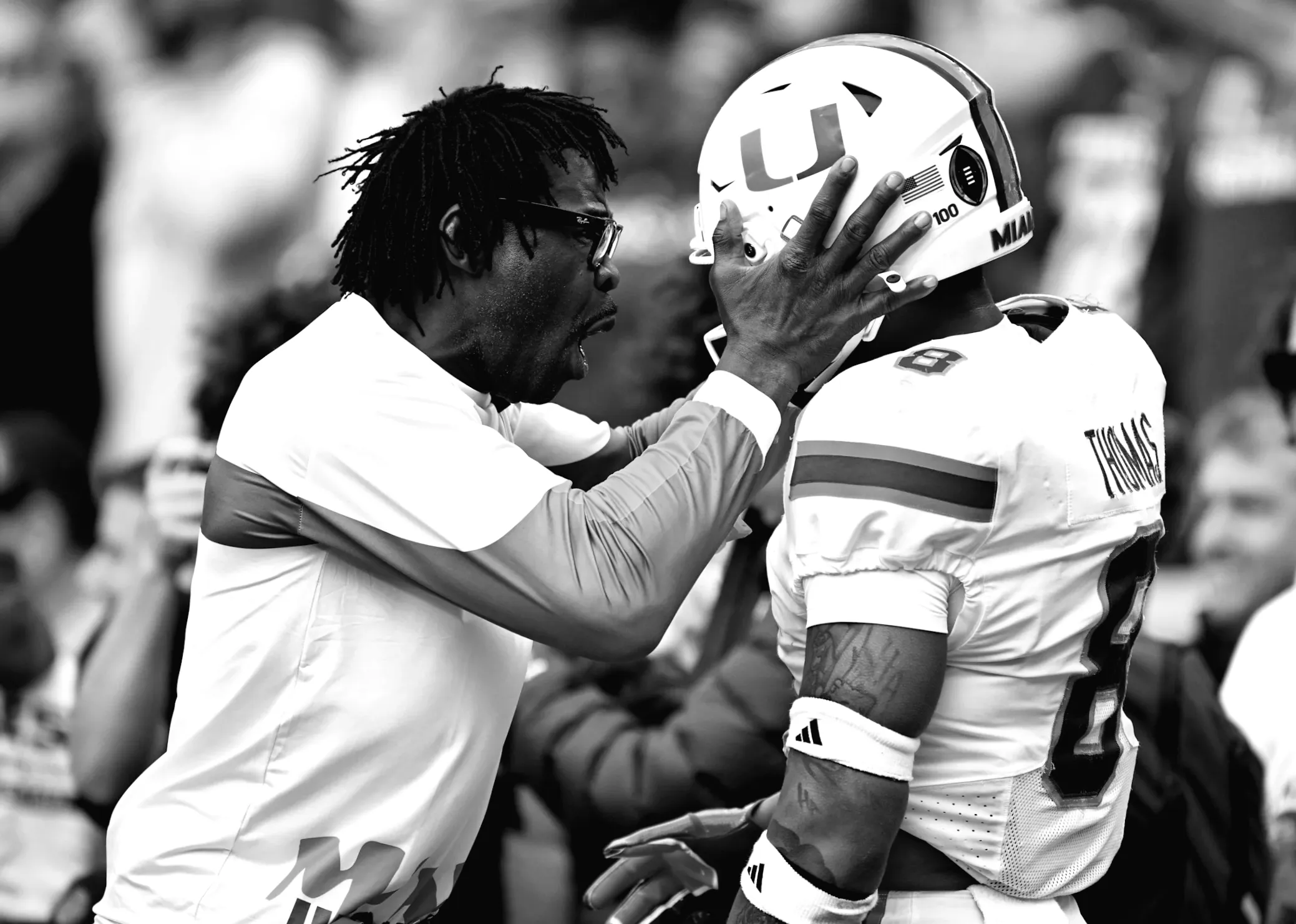 SNL в пародії вигулював Майкла Ірвіна за ентузіазмом після перемоги Маямі в CFP