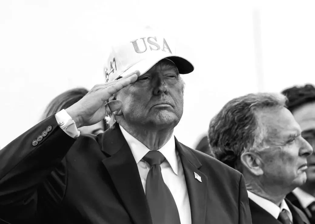 Трамп ухилився від вшанування загиблого військового після критики за одягом