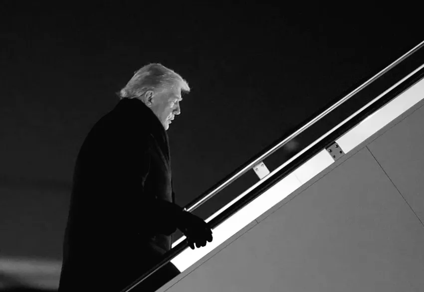 Останні новини: літак Трампа затриманий на другий день економічного форуму у Давосі