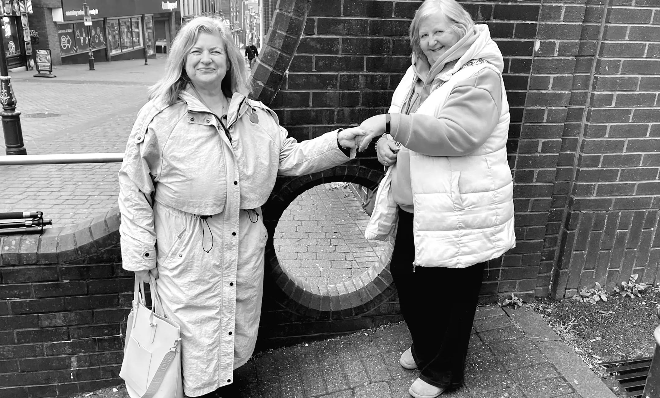 Сплутання: бар встановили, а потім видалили з "дірки НатВест"