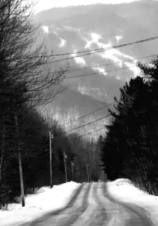 Хлопчик, 12 років, тяжко поранений під час лижного нещасного випадку на тому самому курорті, де 8 днів раніше дівчинку знайшли без свідомості.