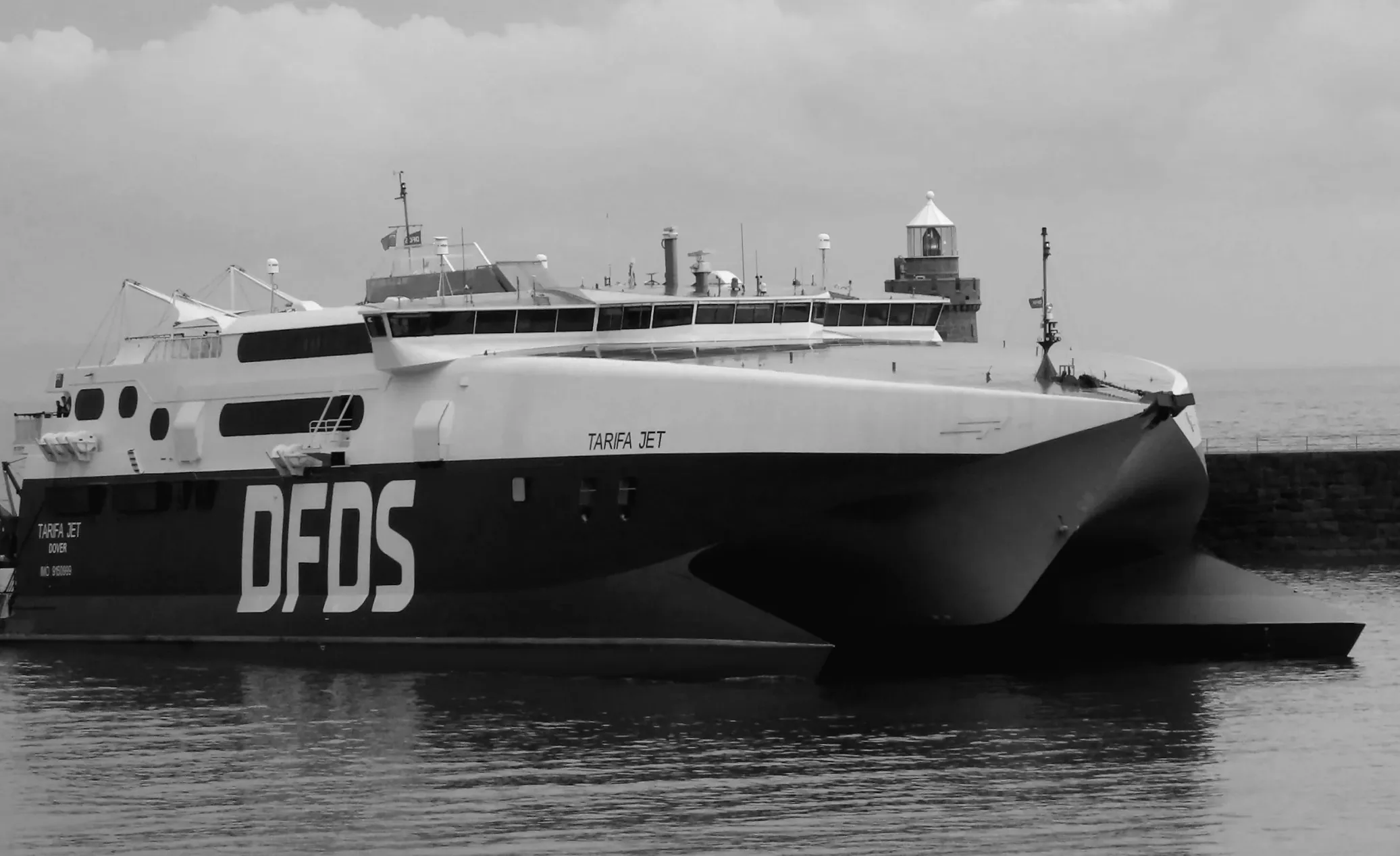 Огляд виявляє зміни у роботі паромного сервісу на острові