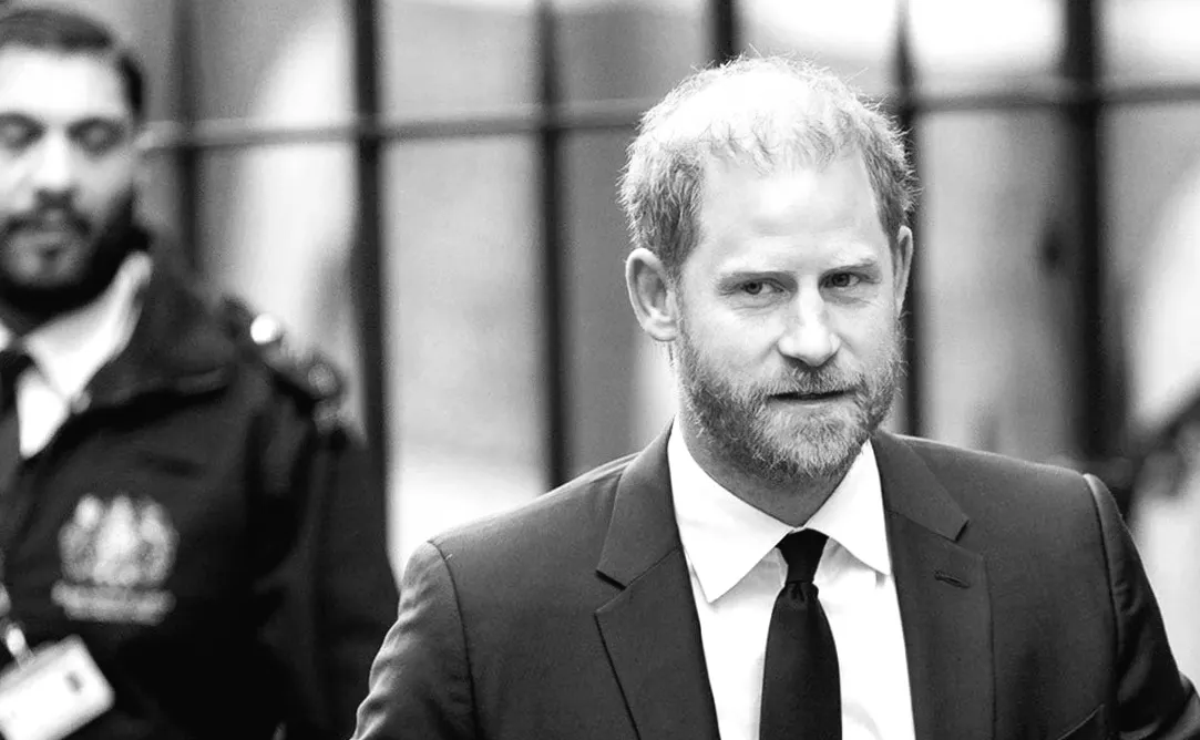 Принц Гаррі заявив, що він "параноїк безумства" у війні з британськими таюнами