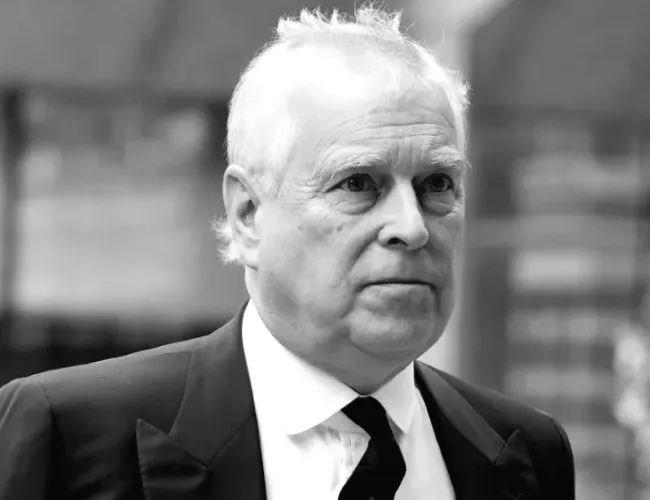 Епштейн запропонував колишньому принцу Андрею зустріч з російською жінкою: документи