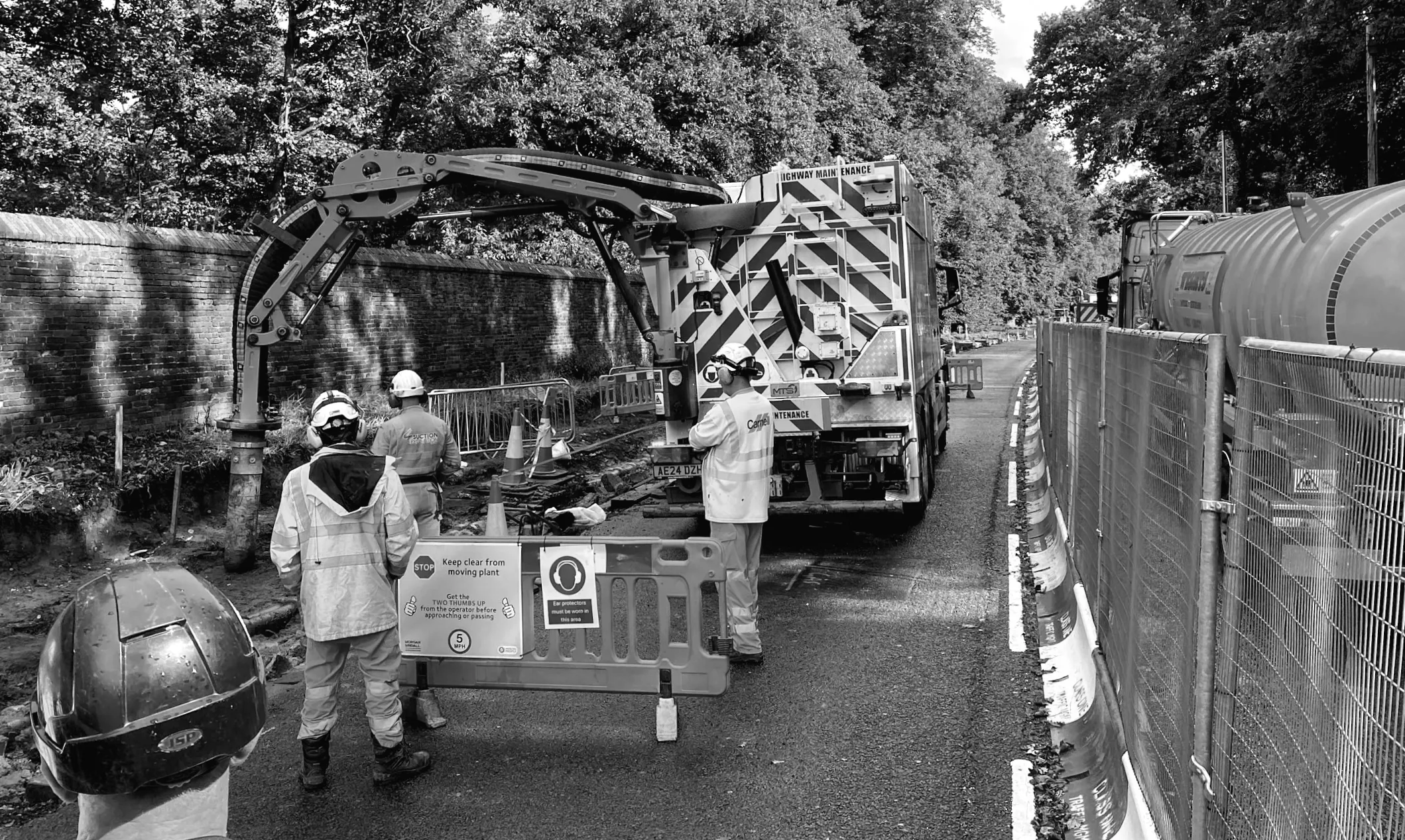 Повний вихідний на A52 через планові роботи